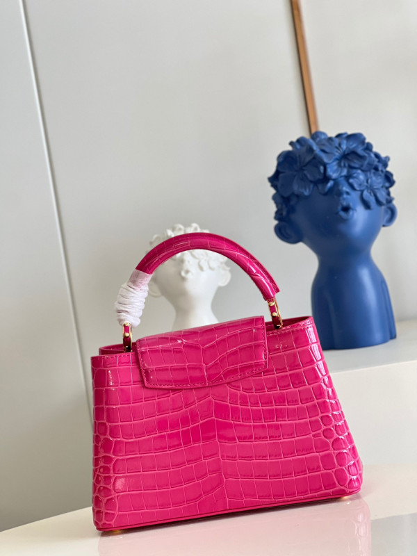 l0*is V*t0n capucines bb