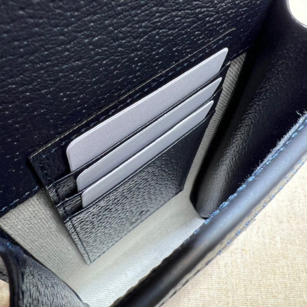 G*u*i ophidia gg mini bag and detachable wallet