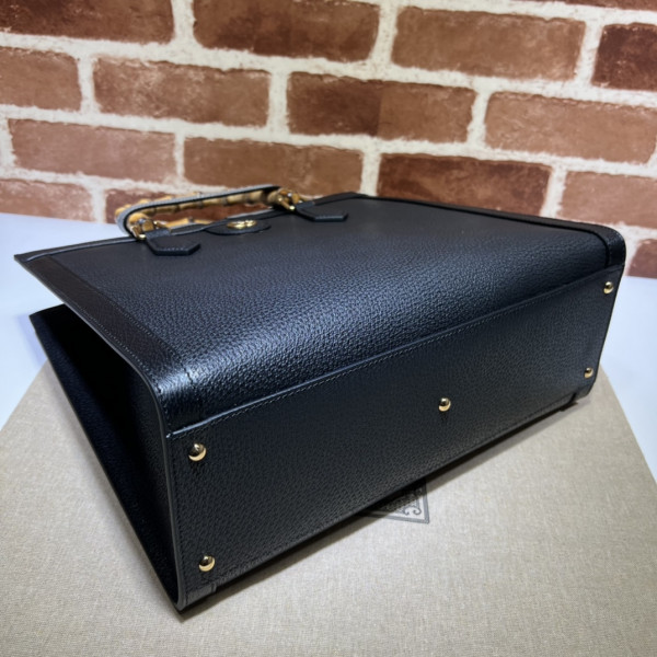 G*u*i diana medium tote bag