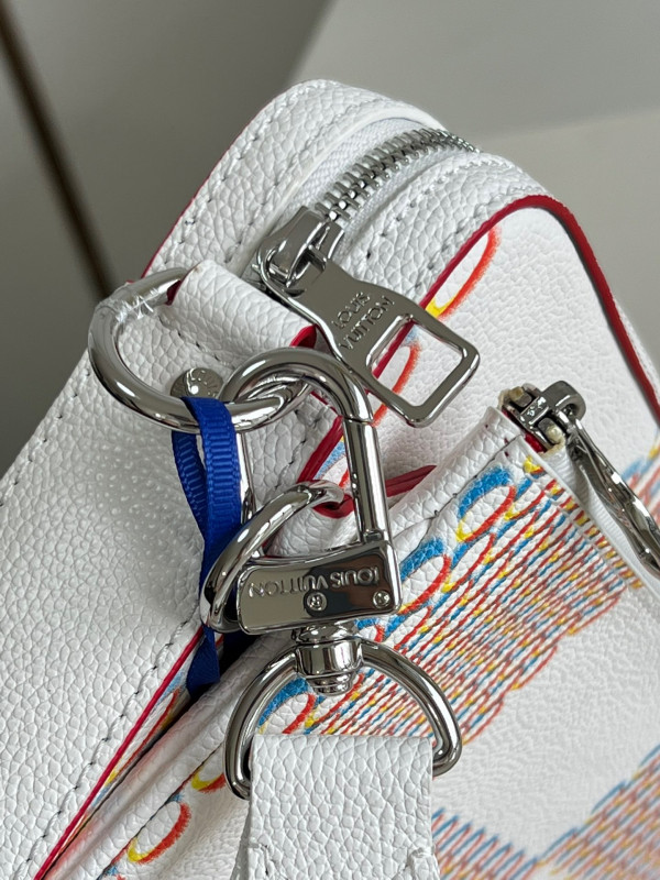 l0*is V*t0n trio messenger