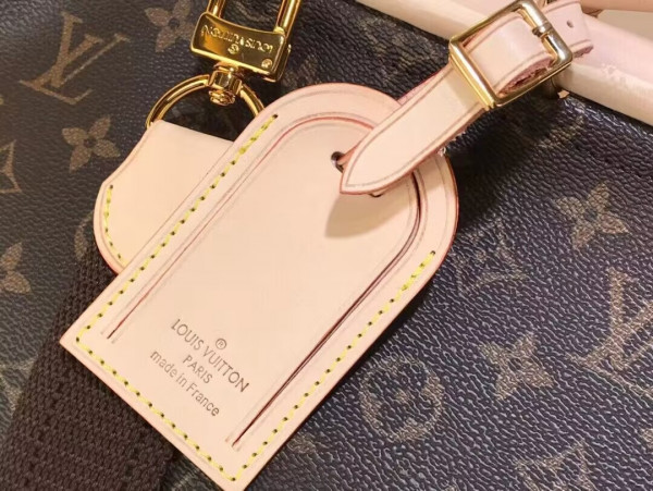 l0*is V*t0n hunting bag