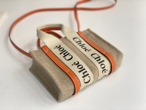 CHLOÉ woody nano tote