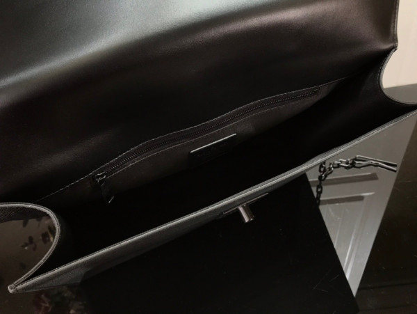 l0*is V*t0n robusto briefcase