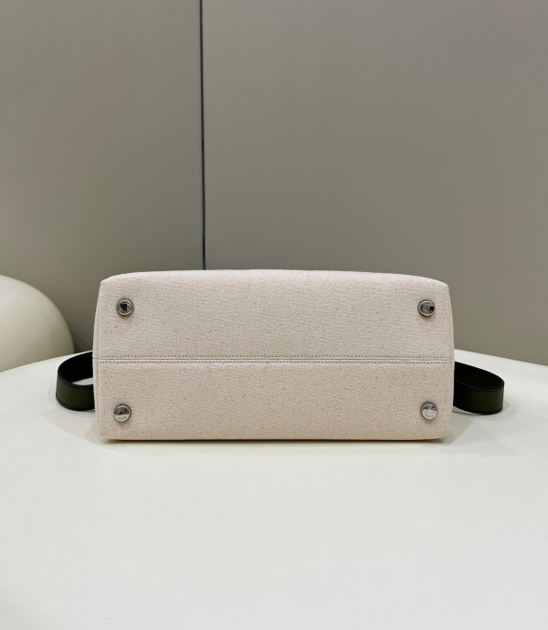 F**di by the way medium-27-13-15cm