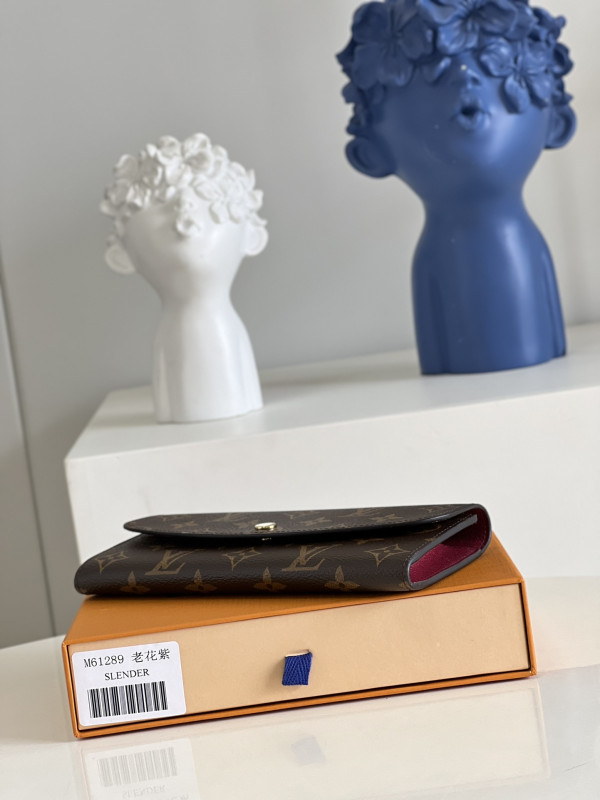 l0*is V*t0n emilie wallet