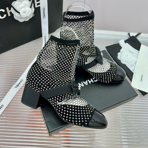 CL Leather ankle  BOOTS