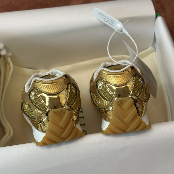 bo*te*ga Ve*ne*ta sneakers