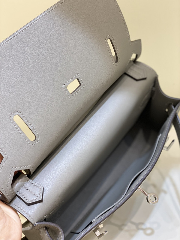 H**mes jypsiere mini bag in swift leather gris meyer