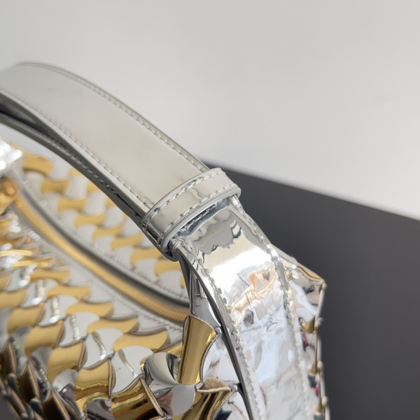 bo*te*ga Ve*ne*ta  candy wallace-22*13*9cm