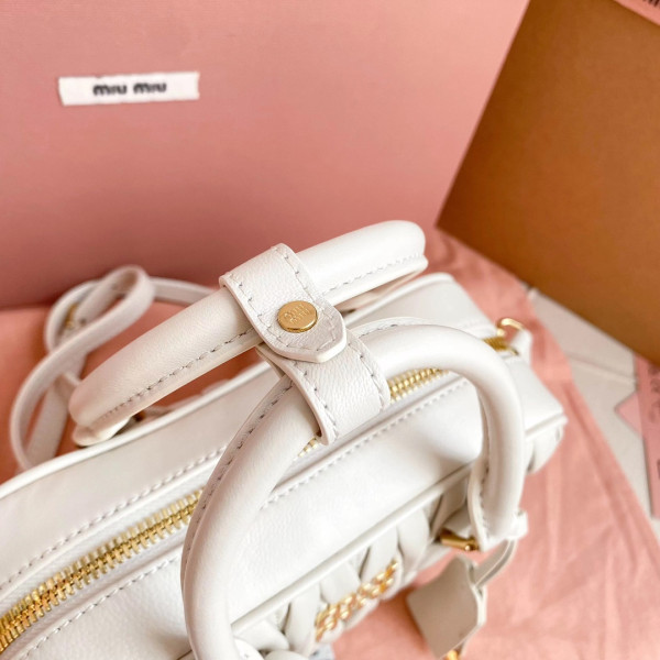 M*um*u arcadie matelassé nappa leather bag-19*13*6cm