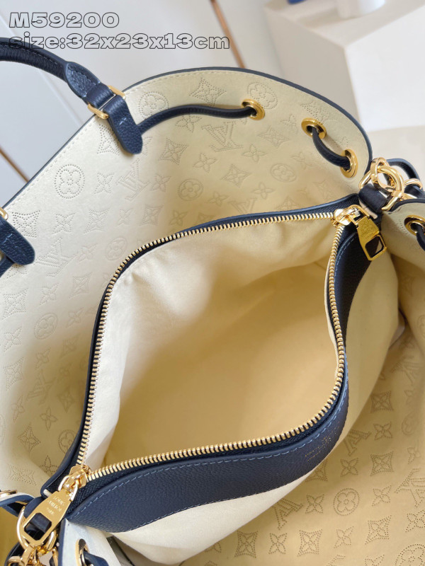 l0*is V*t0n bella tote