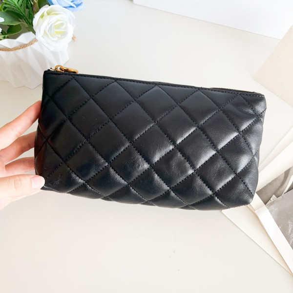 Y*L icare medium in quilted nappa