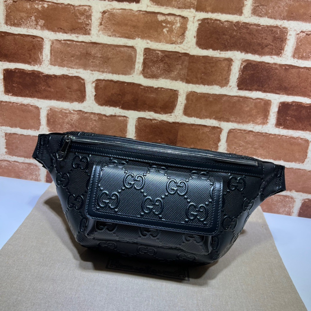 G*u*i gg embossed belt bag