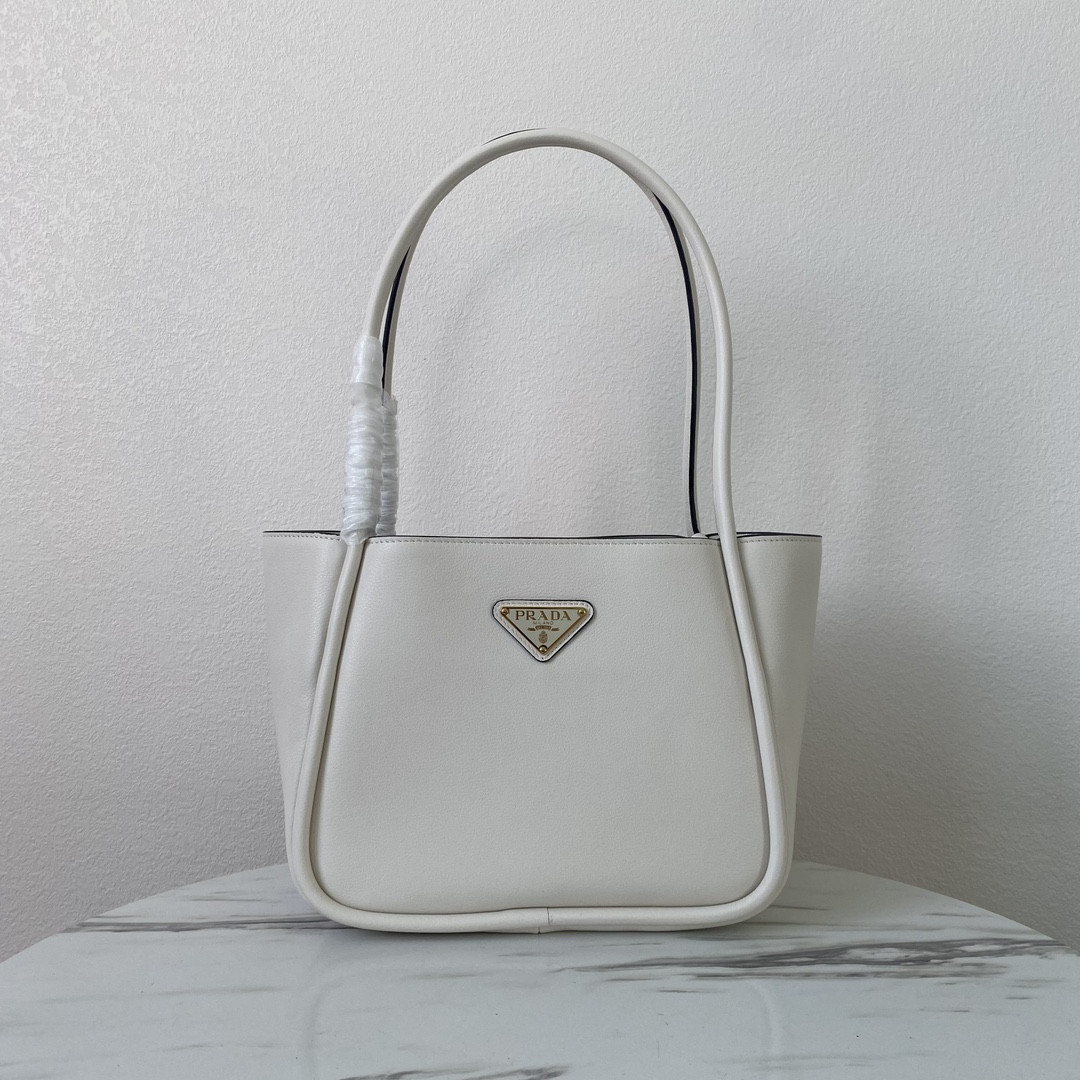 Pra*a medium leather handbag-25*18.5*12.5cm